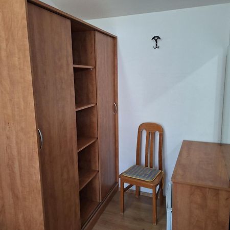 Bed and Breakfast Sobe Mamalu Valun Exterior foto