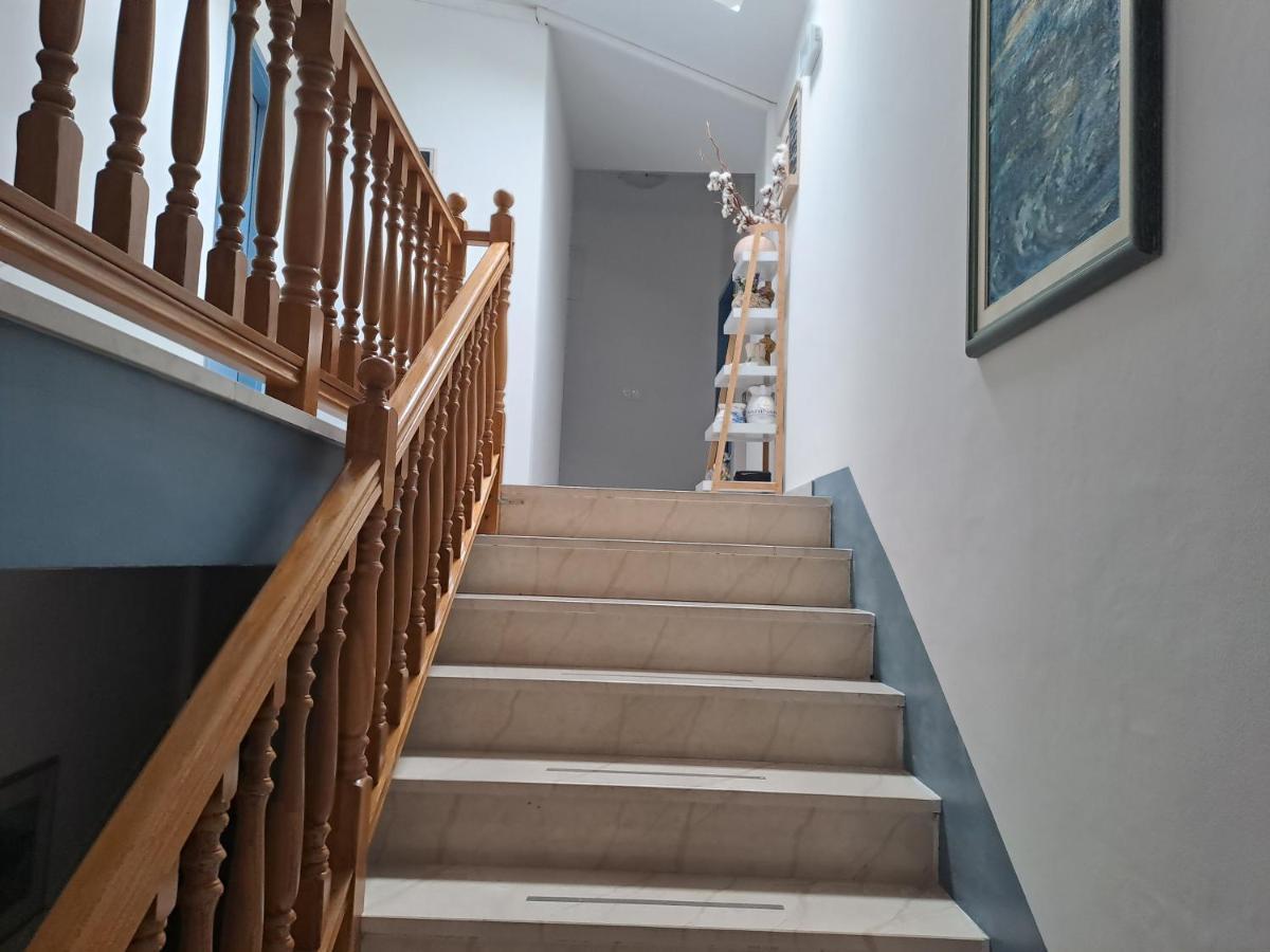 Bed and Breakfast Sobe Mamalu Valun Exterior foto